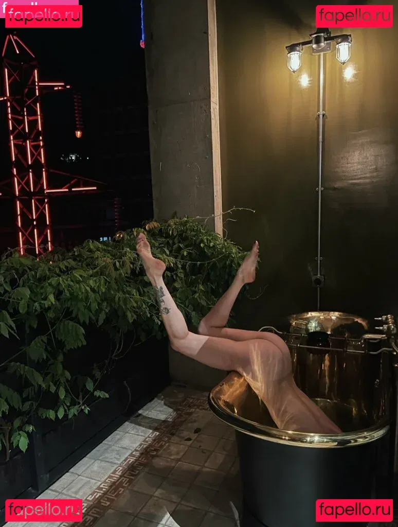 Rita Flores Onlyfans Photo Gallery 