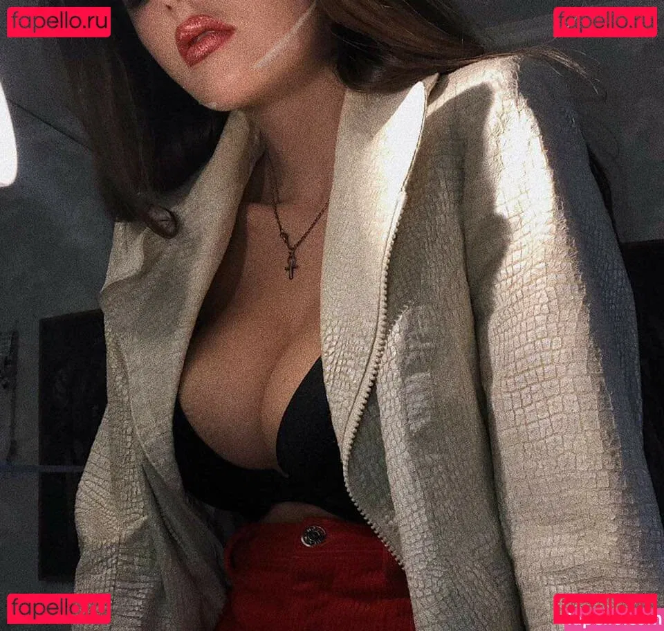 Rita Flores Onlyfans Photo Gallery 