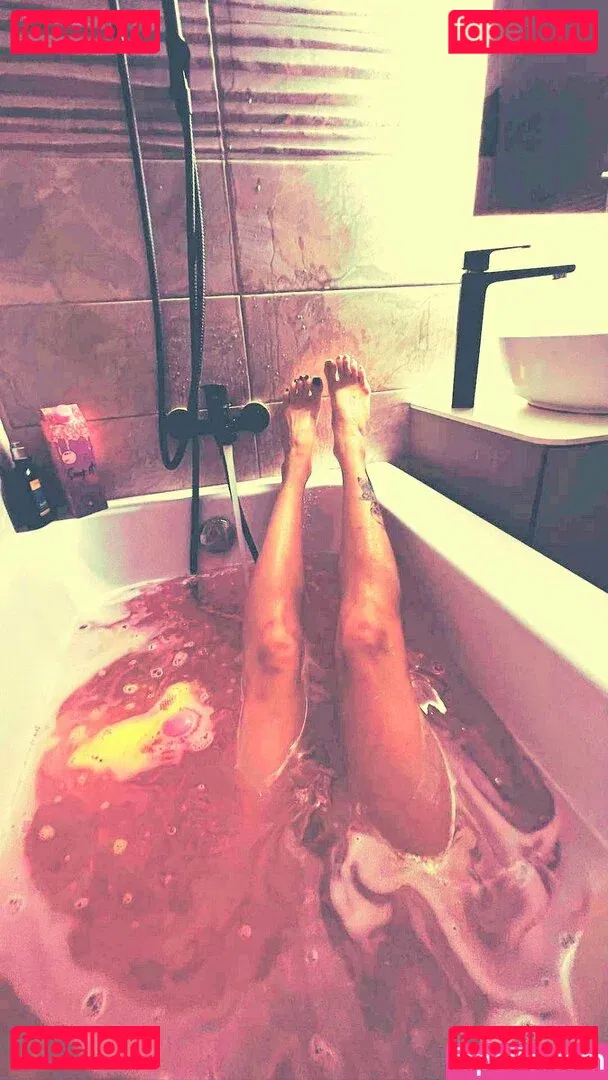 Rita Flores Onlyfans Photo Gallery 