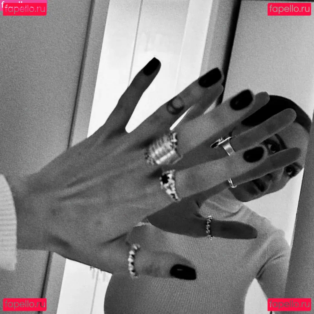 Rita Flores Onlyfans Photo Gallery 