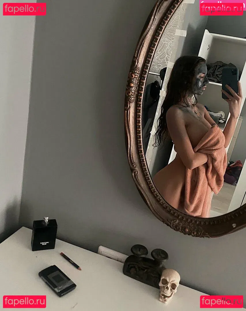 Rita Flores Onlyfans Photo Gallery 