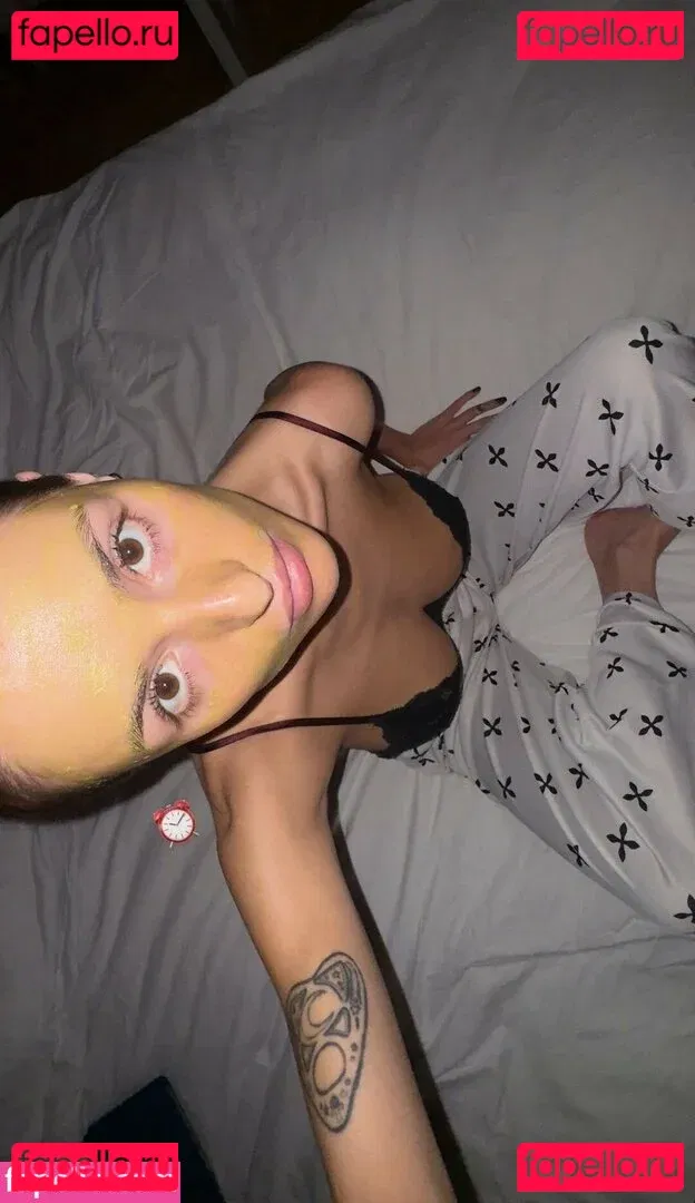 Rita Flores Onlyfans Photo Gallery 