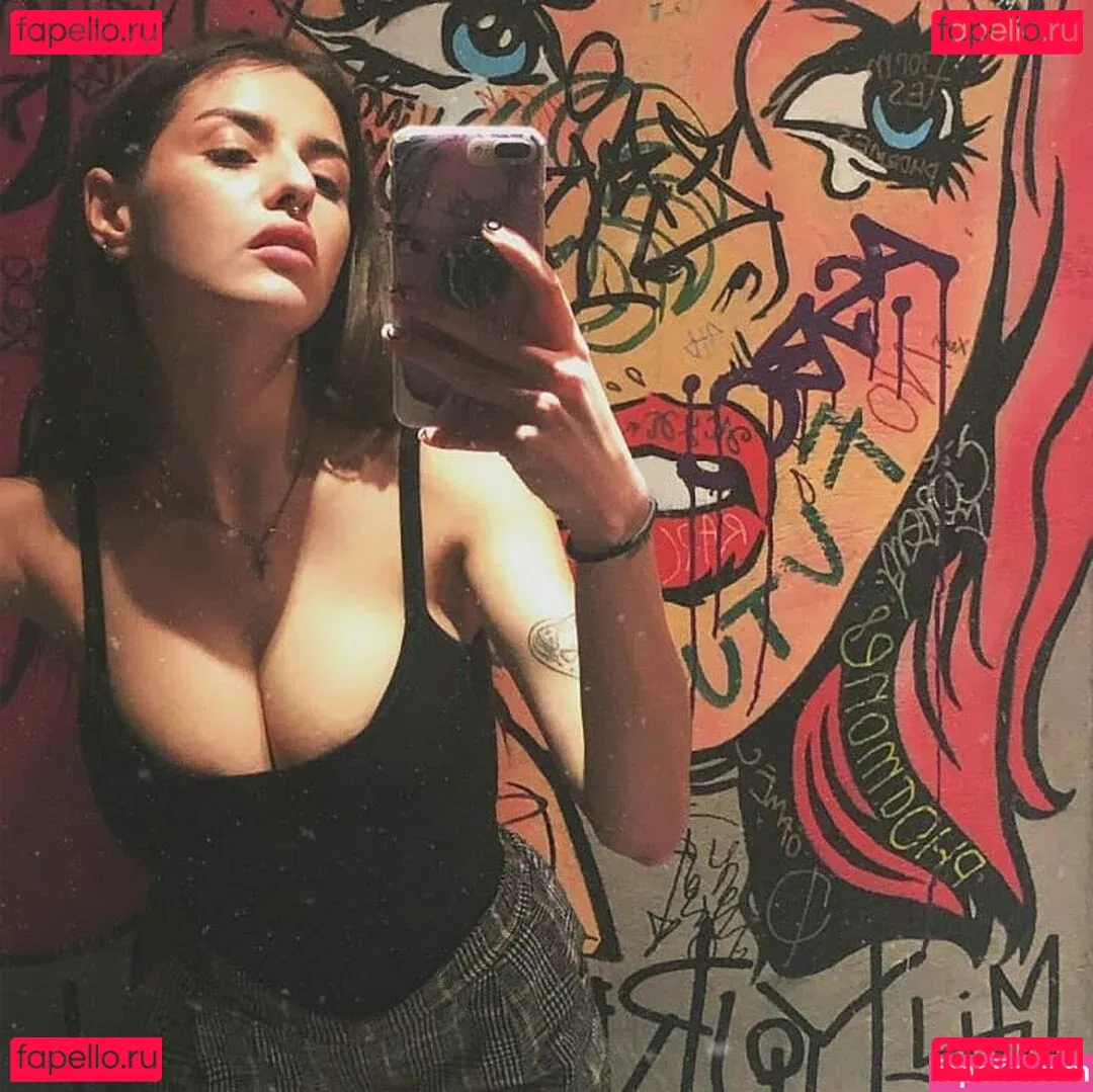 Rita Flores Onlyfans Photo Gallery 