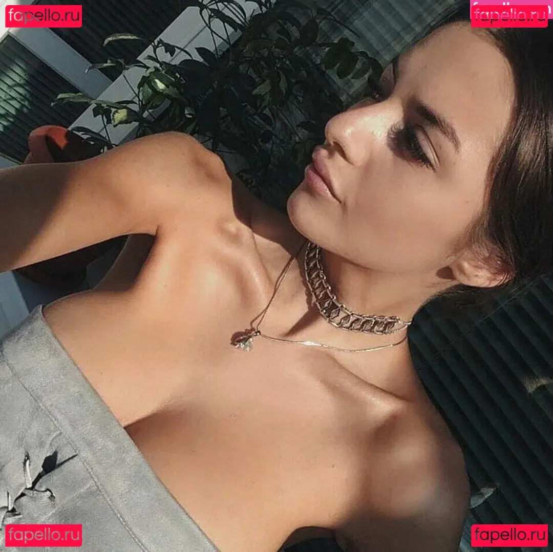 Rita Flores Onlyfans Photo Gallery 