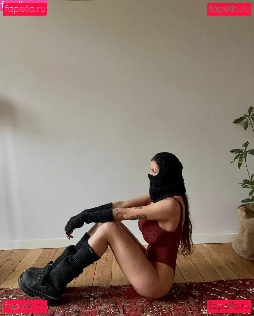 Rita Flores Onlyfans Photo Gallery 