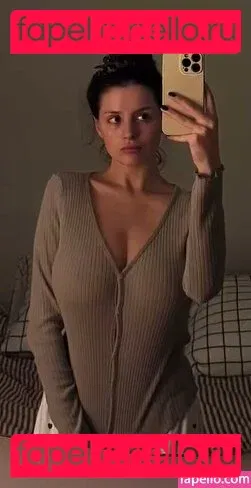 Rita Flores Onlyfans Photo Gallery 