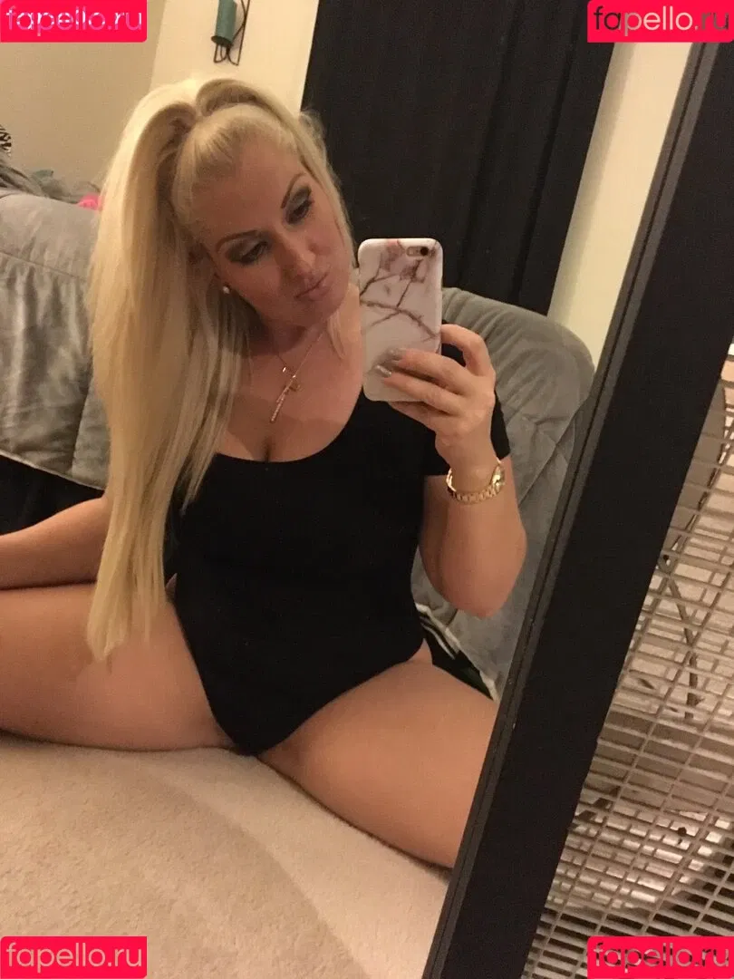 mzdanibadgirl Onlyfans Photo Gallery 