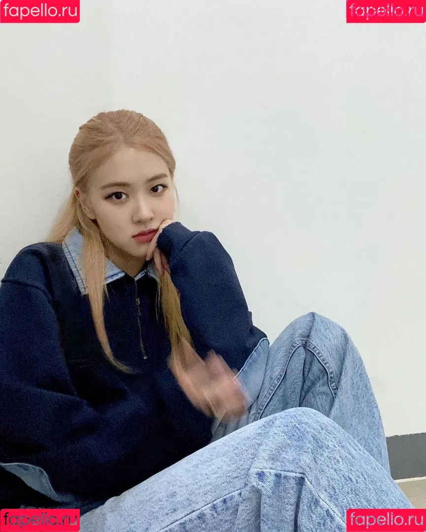 Rosé Onlyfans Photo Gallery 