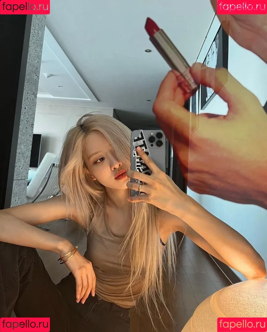 Rosé Onlyfans Photo Gallery 