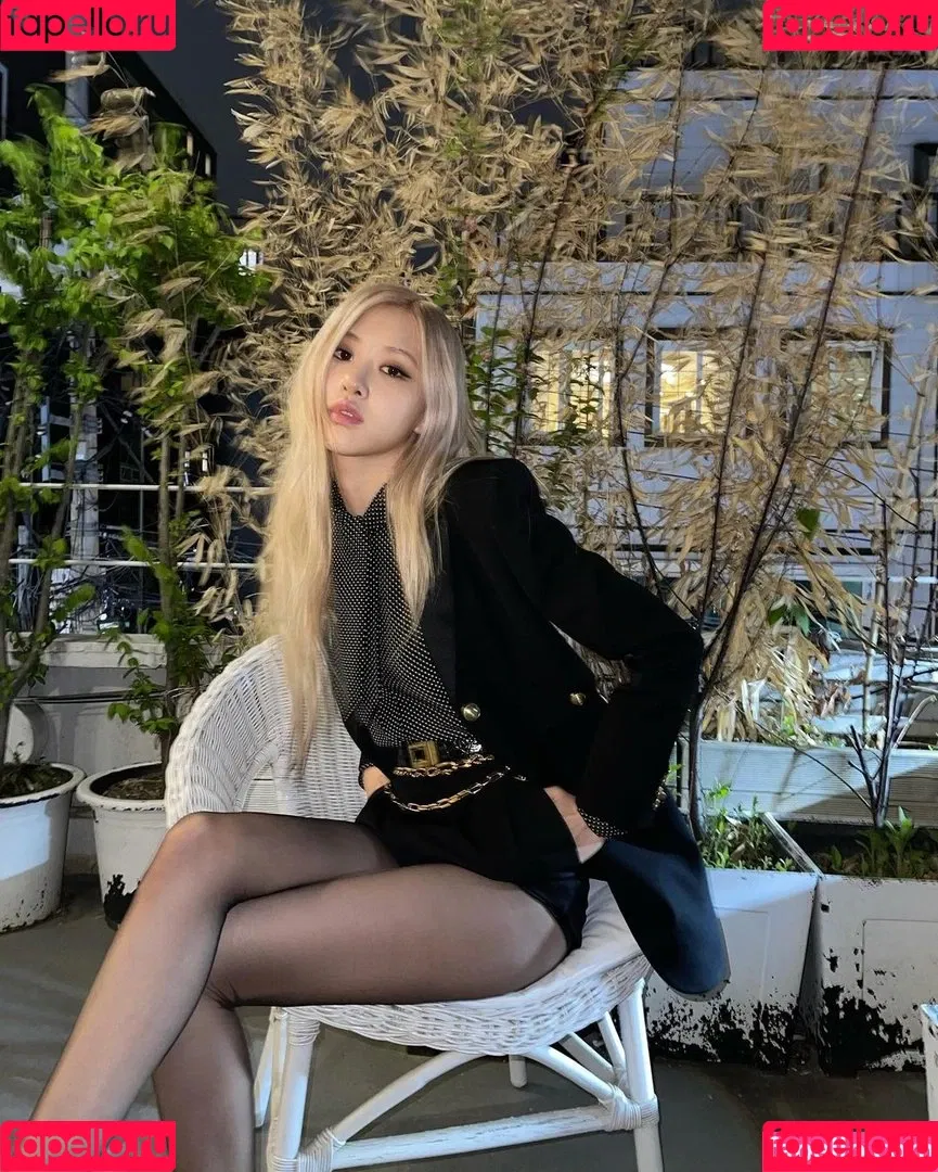 Rosé Onlyfans Photo Gallery 