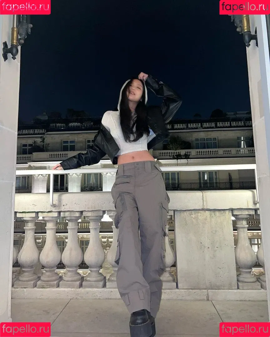Rosé Onlyfans Photo Gallery 