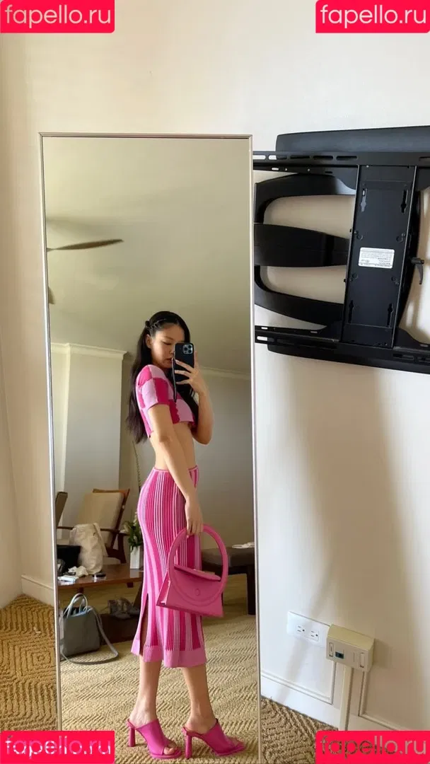 Rosé Onlyfans Photo Gallery 