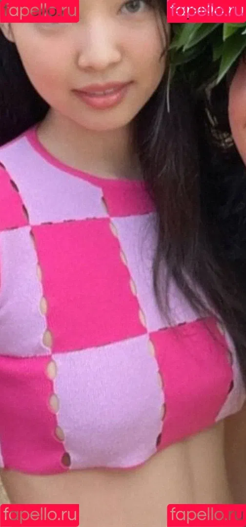 Rosé Onlyfans Photo Gallery 