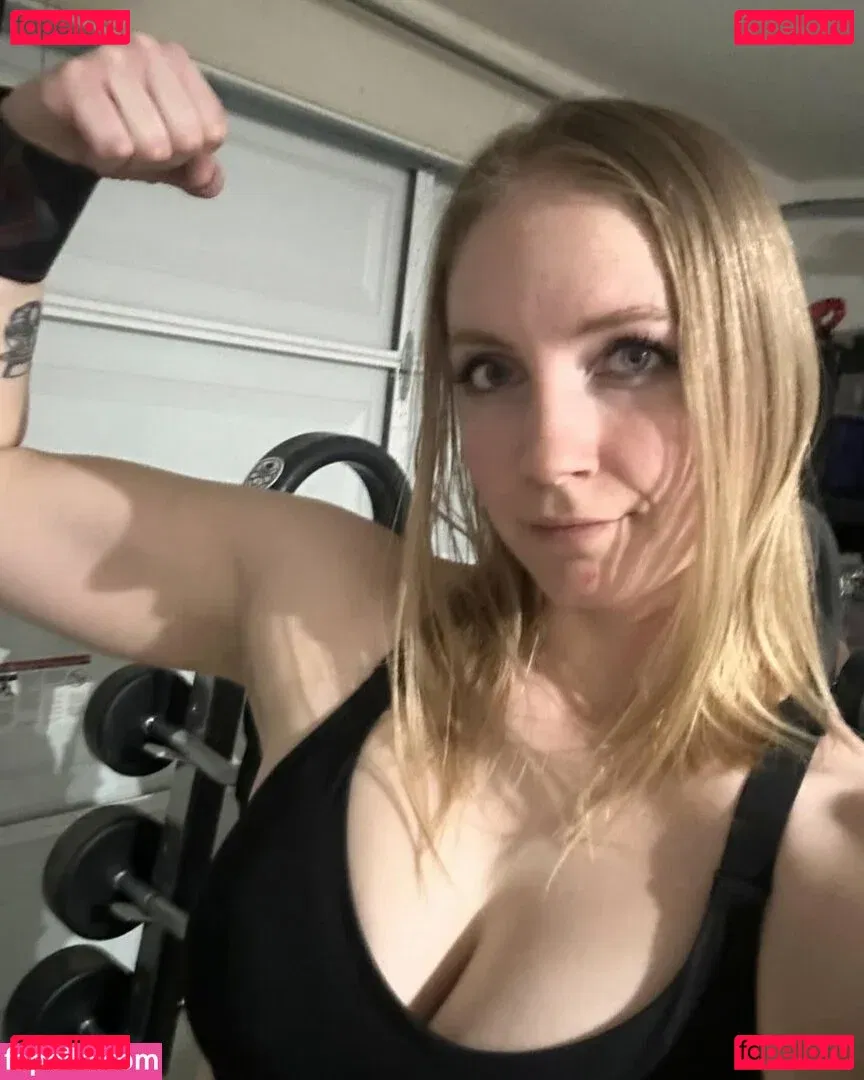 Rosé Onlyfans Photo Gallery 