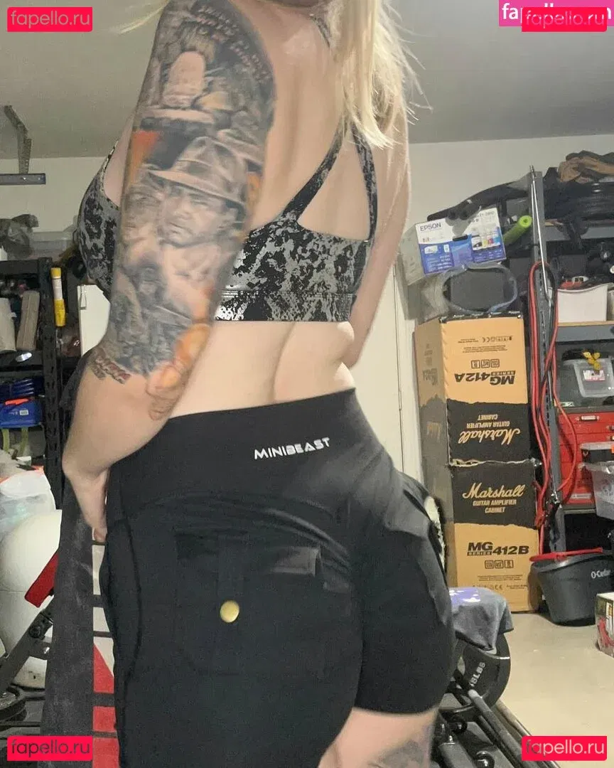 Rosé Onlyfans Photo Gallery 