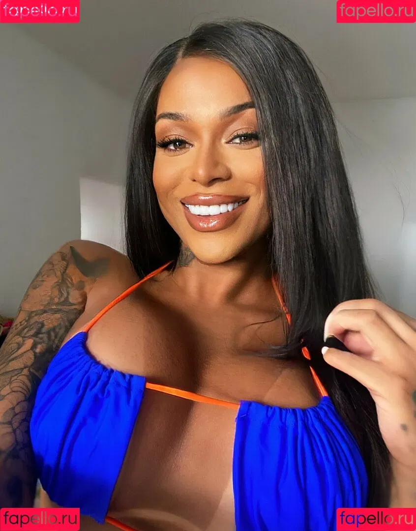 transsohot Onlyfans Photo Gallery 