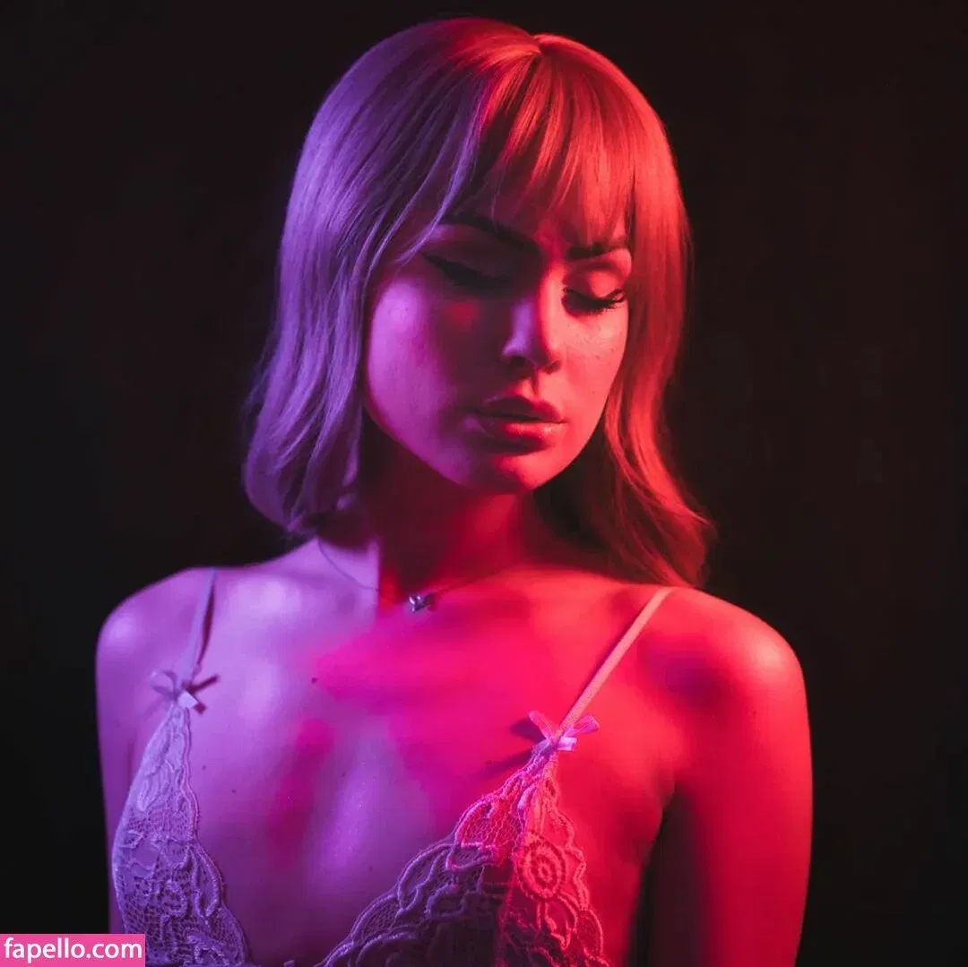 Rana Katana Onlyfans Photo Gallery 