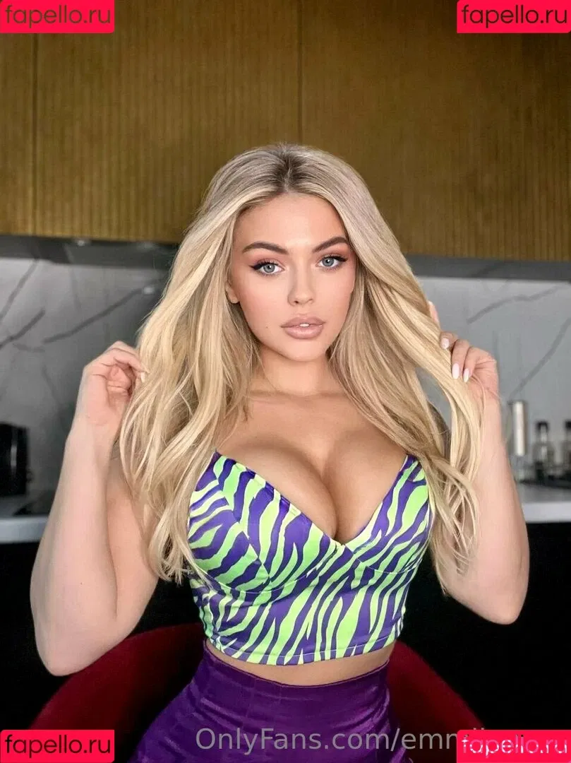 emmilee.xx Onlyfans Photo Gallery 