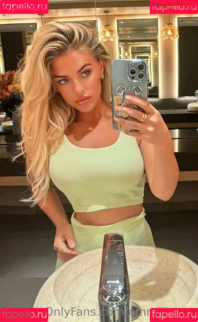 emmilee.xx Onlyfans Photo Gallery 