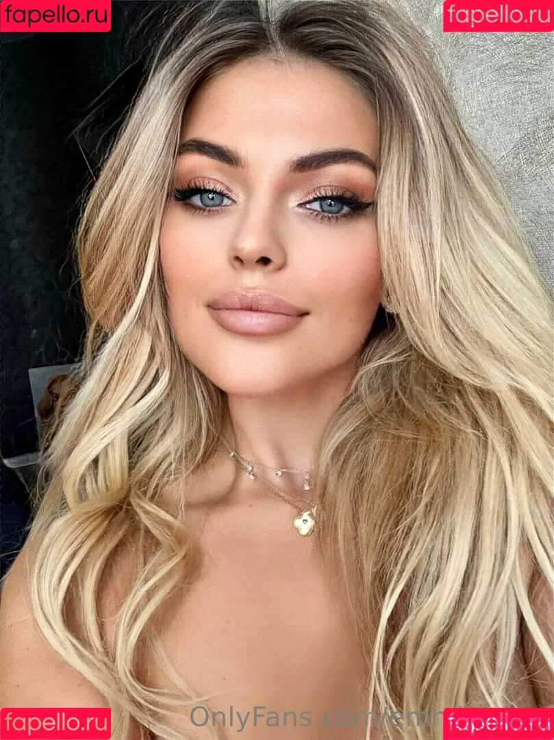 emmilee.xx Onlyfans Photo Gallery 