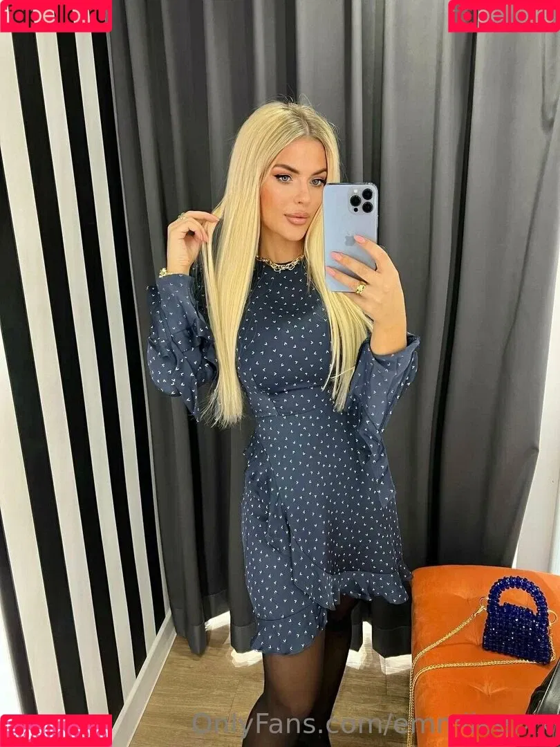 emmilee.xx Onlyfans Photo Gallery 
