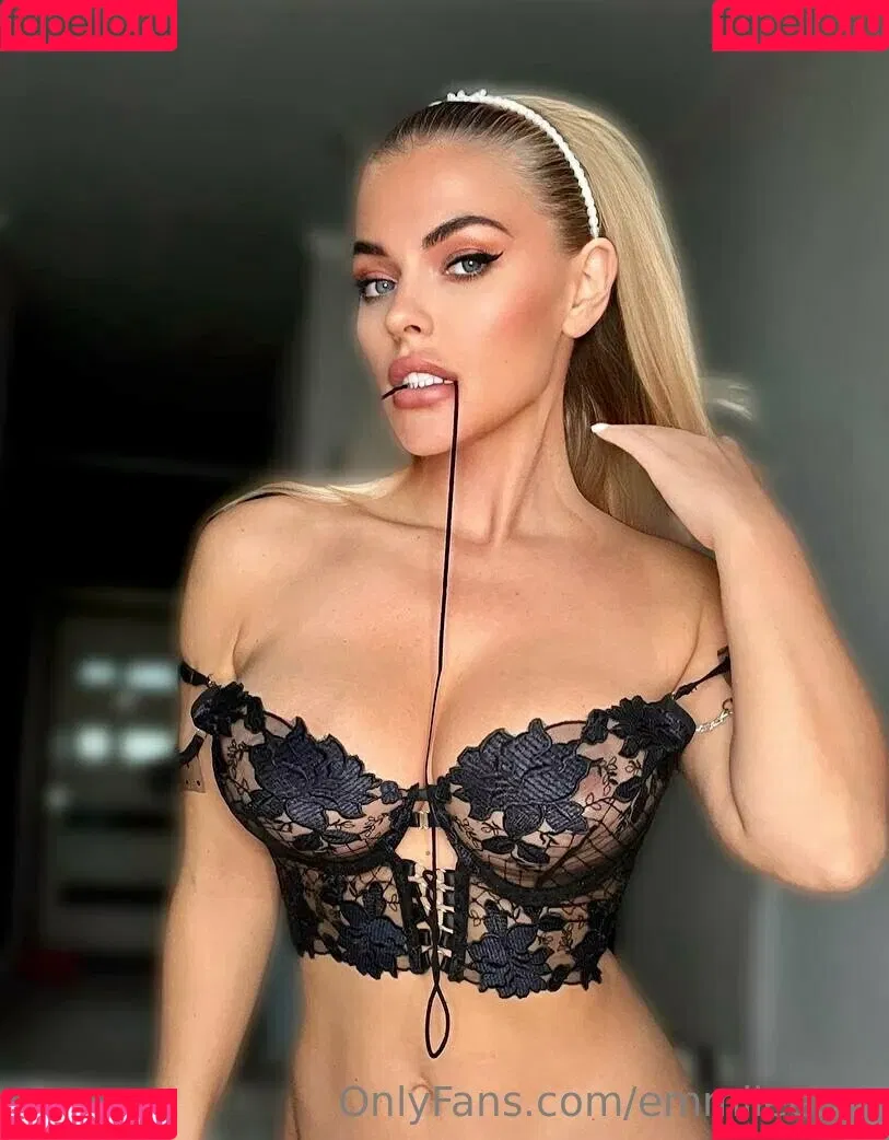 emmilee.xx Onlyfans Photo Gallery 