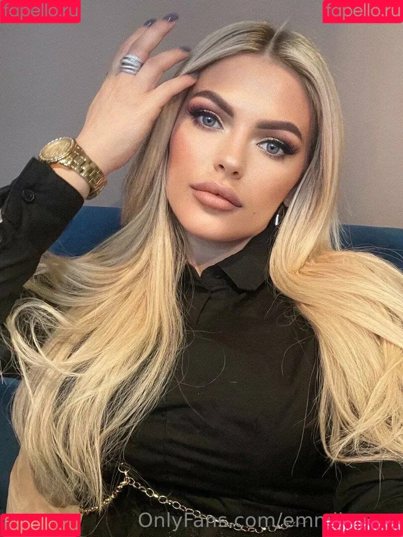 emmilee.xx Onlyfans Photo Gallery 