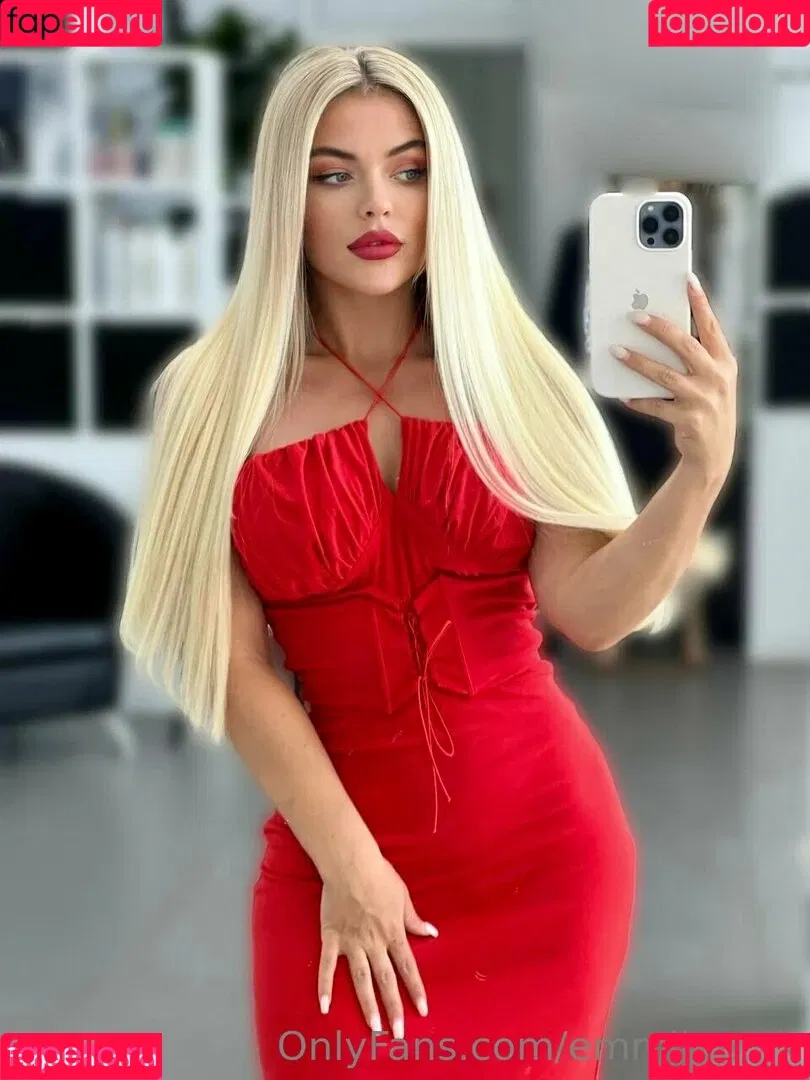 emmilee.xx Onlyfans Photo Gallery 