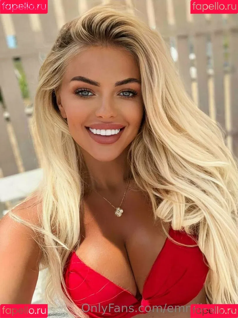 emmilee.xx Onlyfans Photo Gallery 