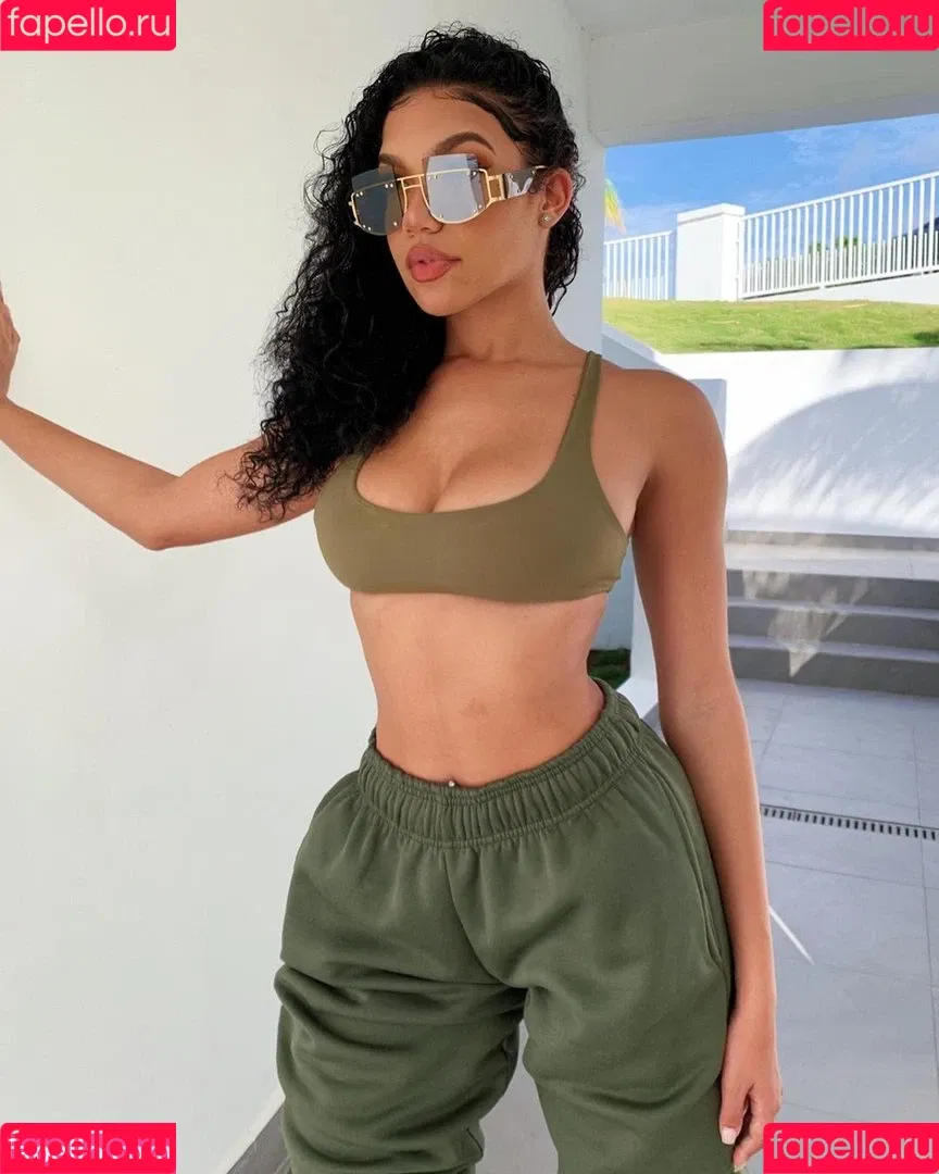 Tiona Fernan Onlyfans Photo Gallery 