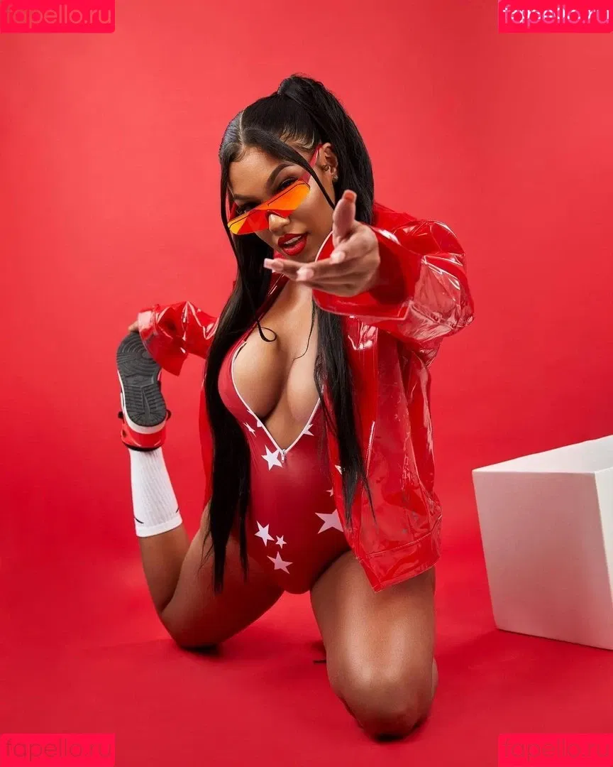Tiona Fernan Onlyfans Photo Gallery 
