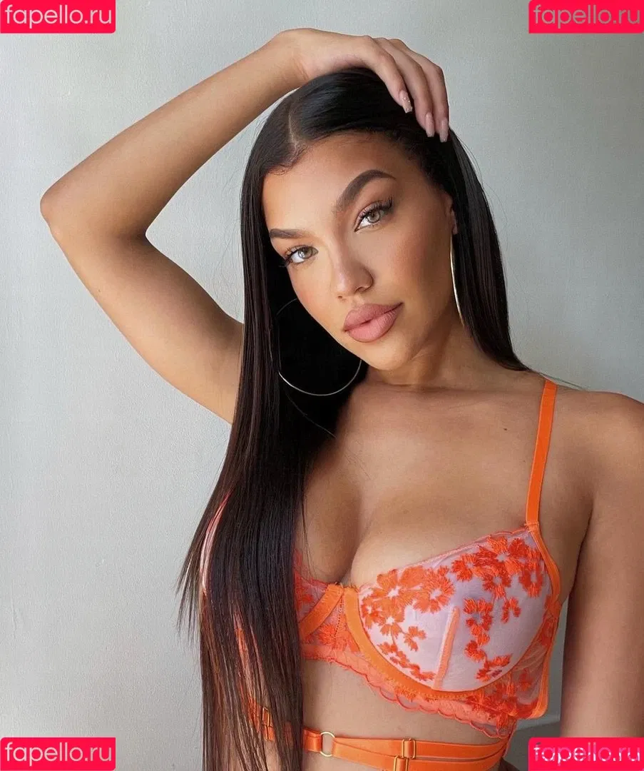 Tiona Fernan Onlyfans Photo Gallery 