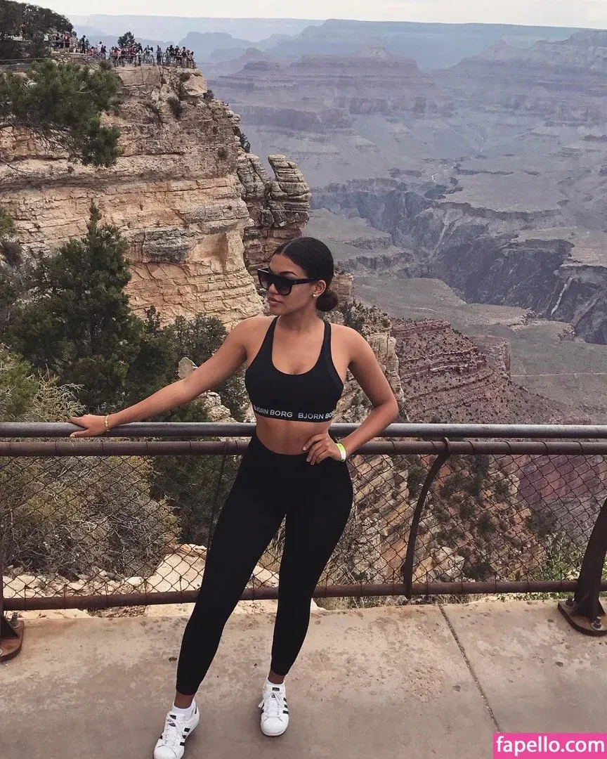 Tiona Fernan Onlyfans Photo Gallery 