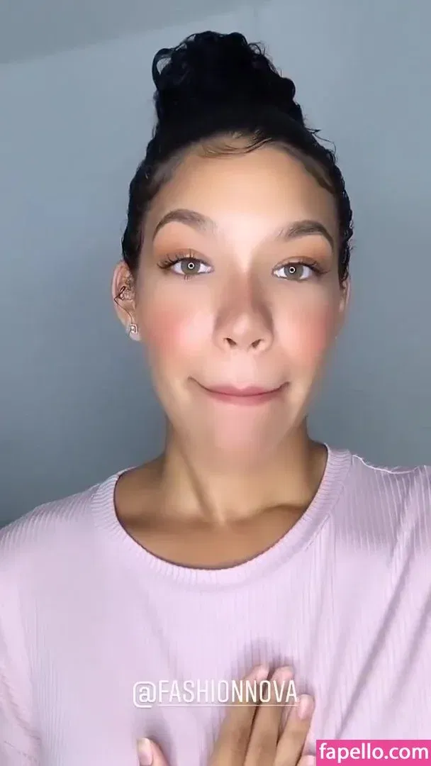 Tiona Fernan Onlyfans Photo Gallery 