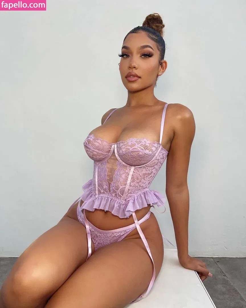 Tiona Fernan Onlyfans Photo Gallery 