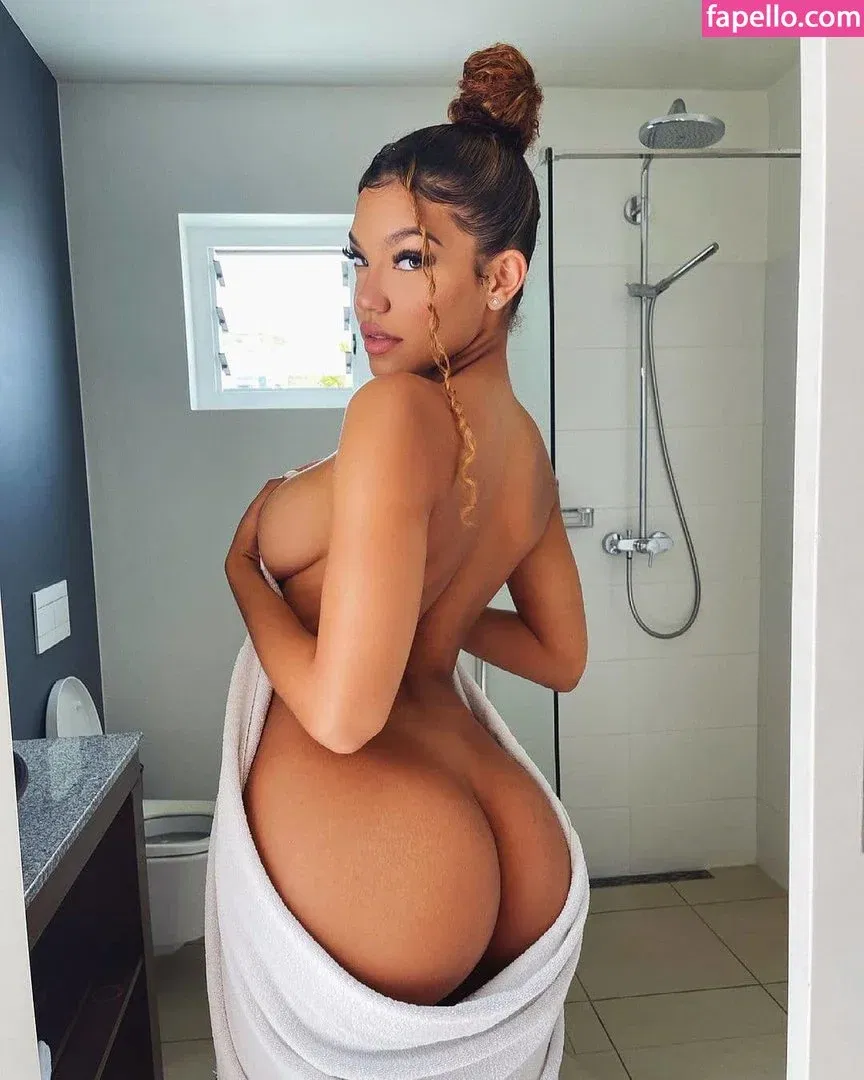 Tiona Fernan Onlyfans Photo Gallery 