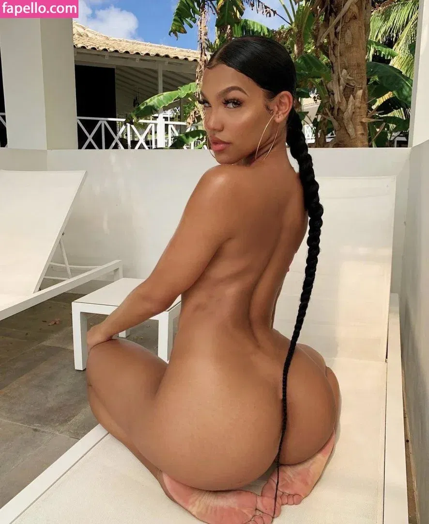Tiona Fernan Onlyfans Photo Gallery 
