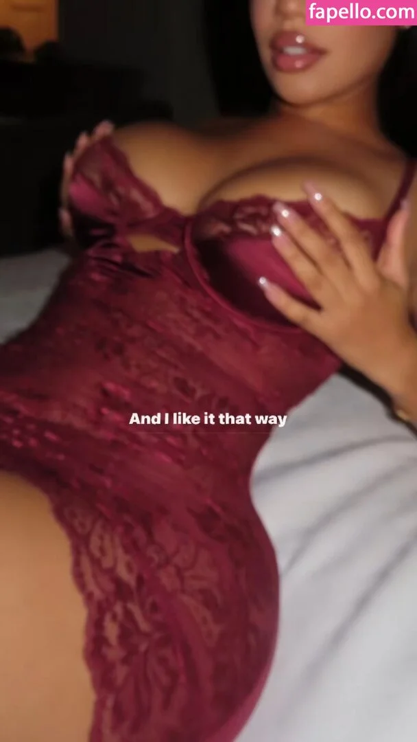 Tiona Fernan Onlyfans Photo Gallery 