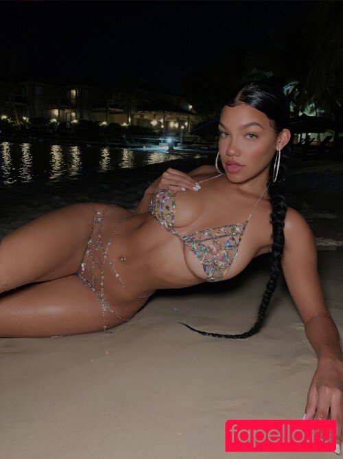 Tiona Fernan Onlyfans Photo Gallery 