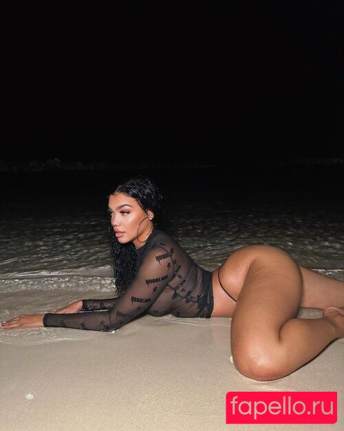 Tiona Fernan Onlyfans Photo Gallery 