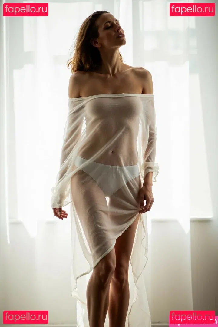 Eufrat Mai Onlyfans Photo Gallery 