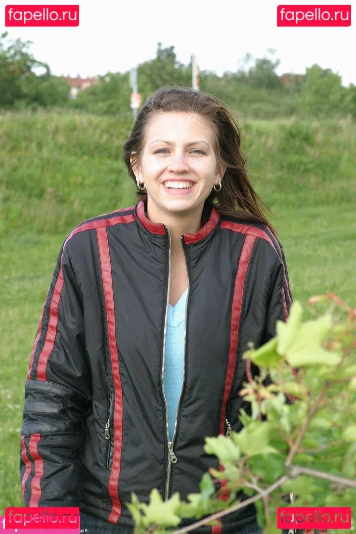 Eufrat Mai Onlyfans Photo Gallery 