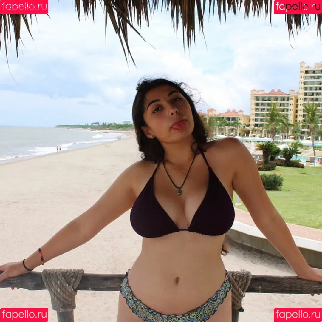 Tay Estrada Onlyfans Photo Gallery 