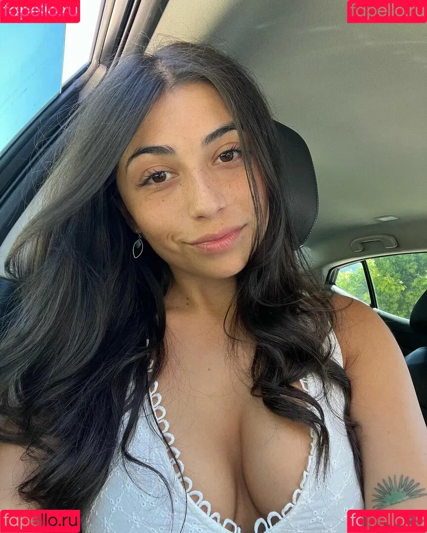 Tay Estrada Onlyfans Photo Gallery 