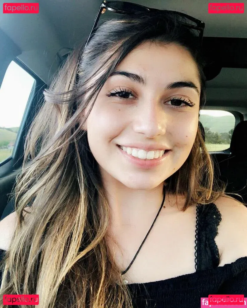 Tay Estrada Onlyfans Photo Gallery 