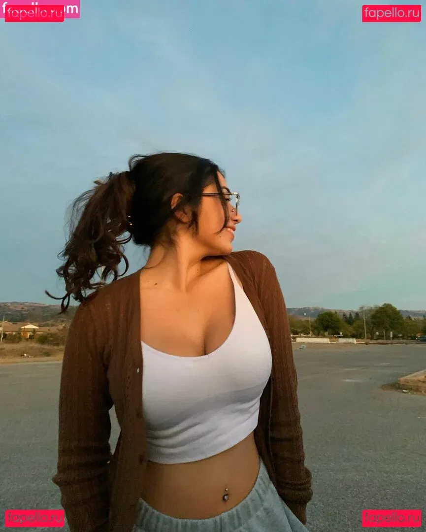 Tay Estrada Onlyfans Photo Gallery 