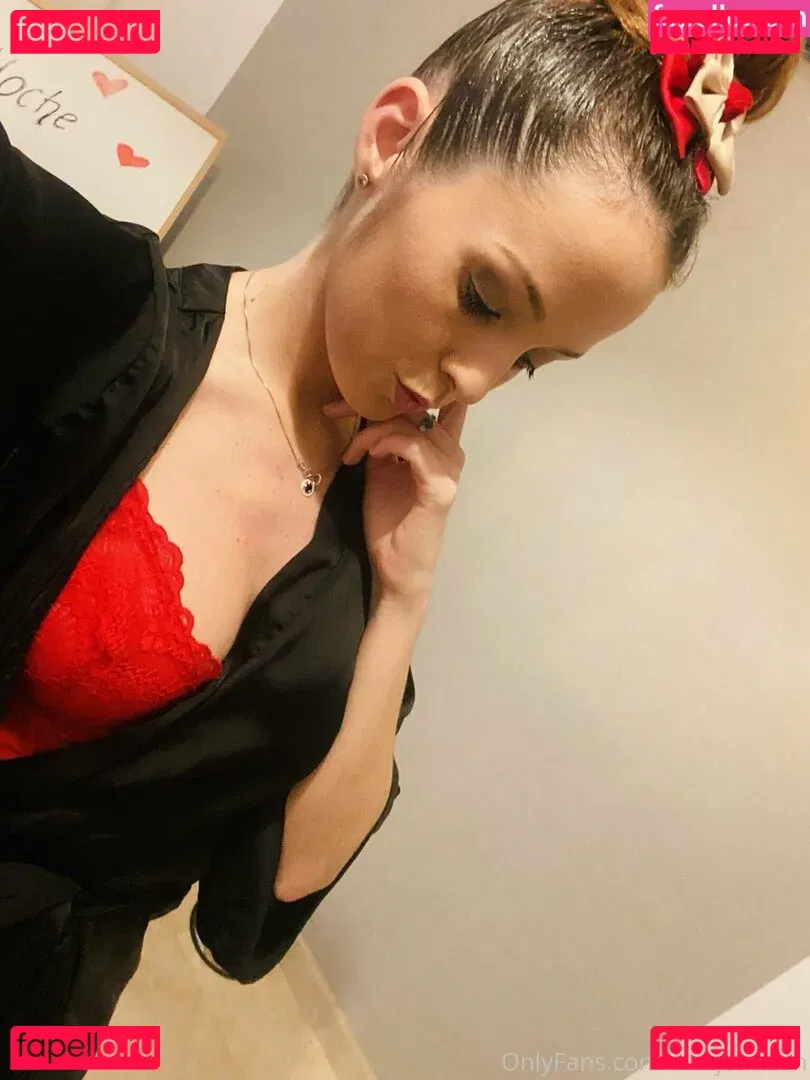 eve.johnson Onlyfans Photo Gallery 