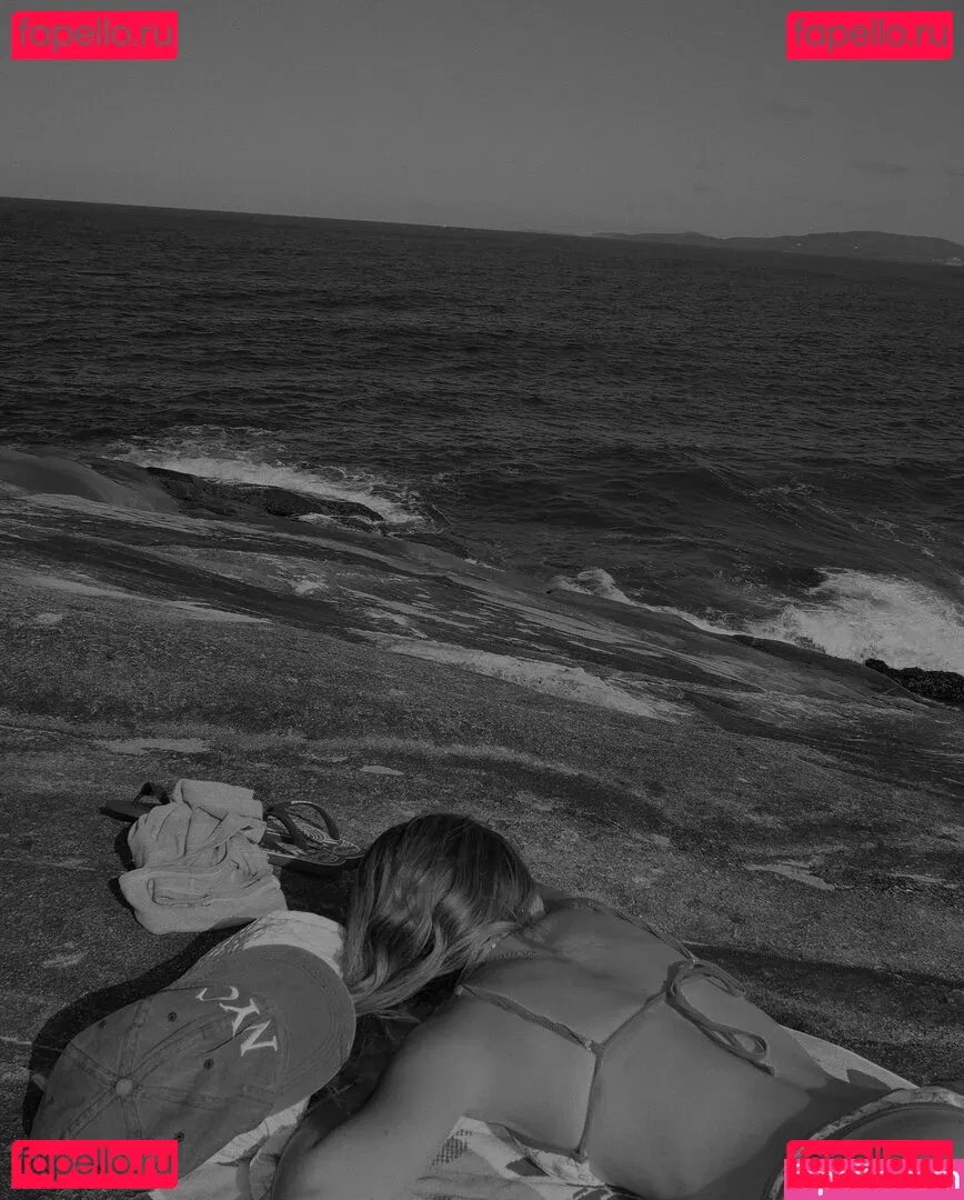 Lananegrini Onlyfans Photo Gallery 