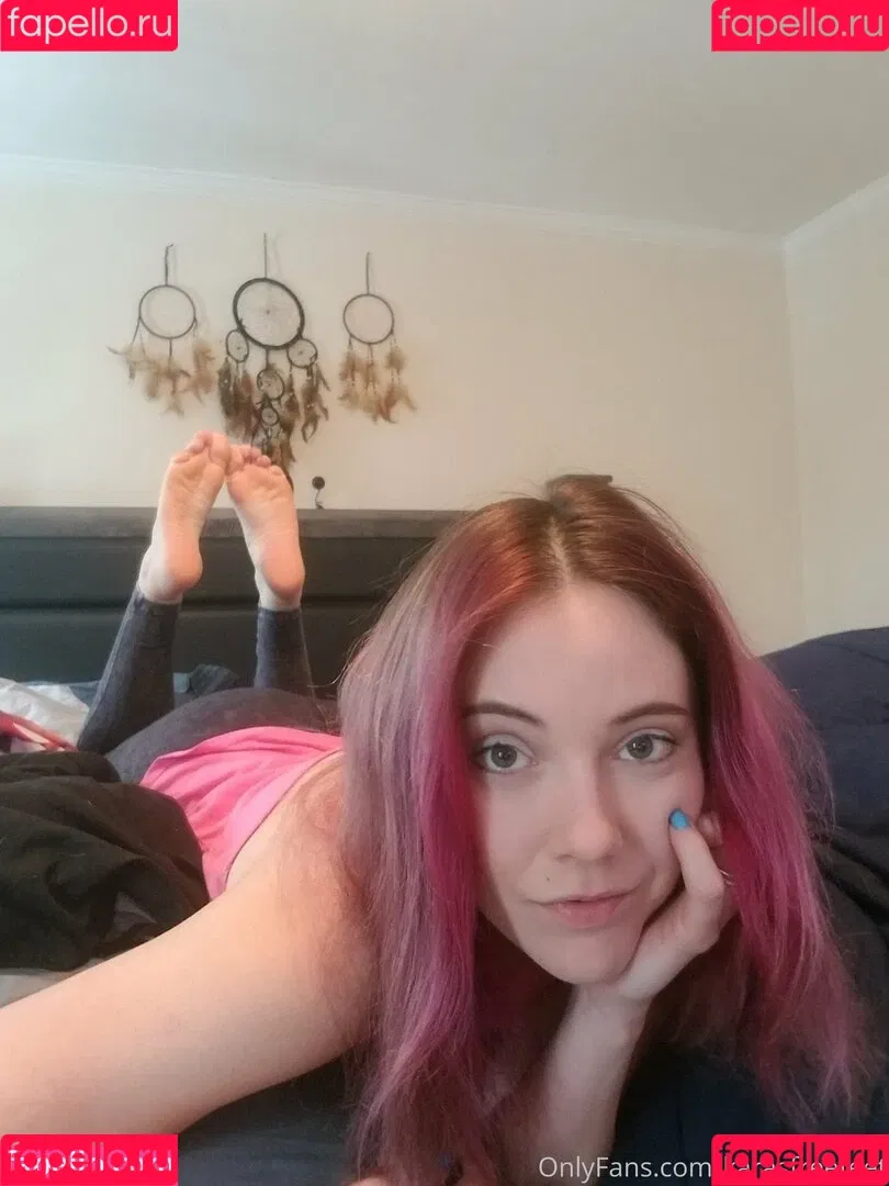 karasfreefeet Onlyfans Photo Gallery 