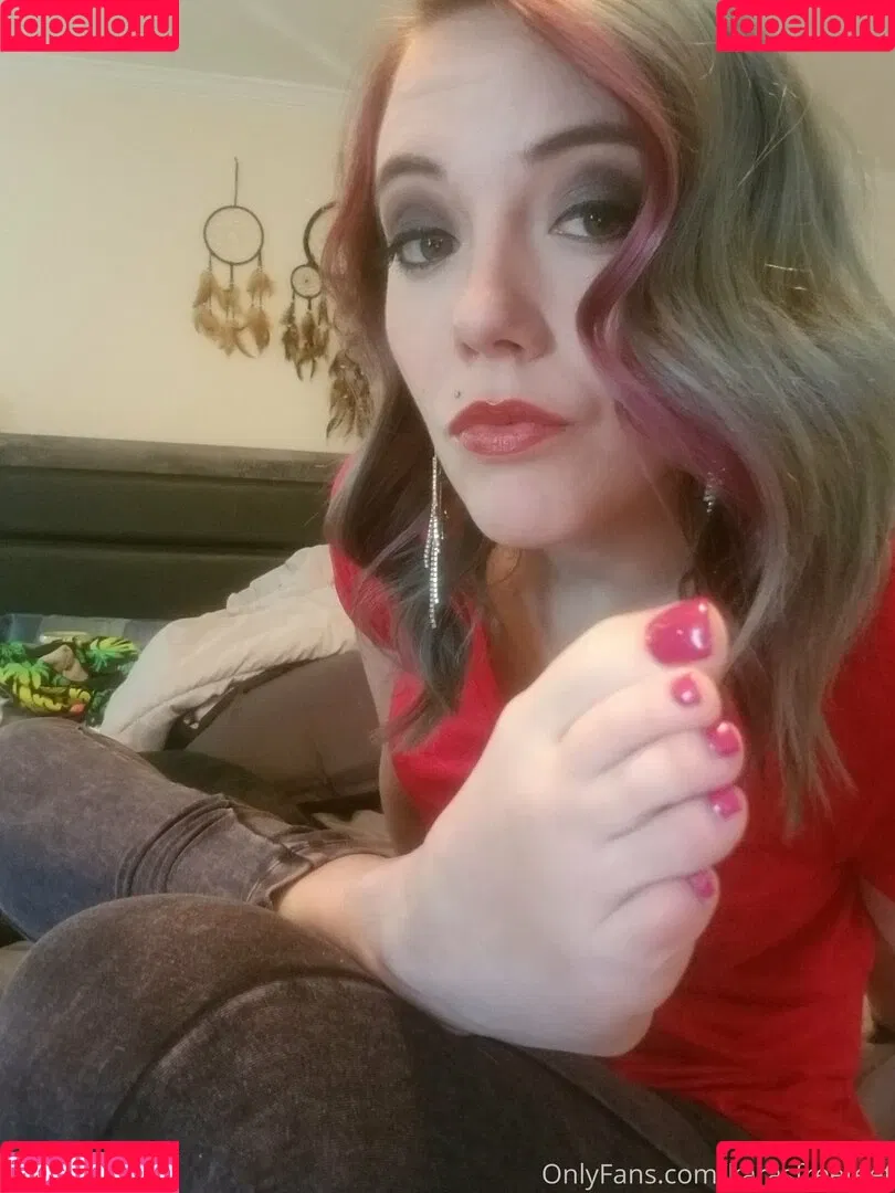 karasfreefeet Onlyfans Photo Gallery 